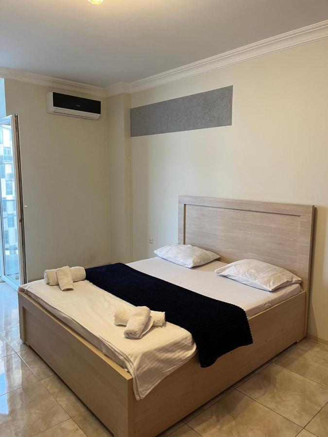 Orbi Apartamenti Batumi 15 B Hotel Екстериор снимка